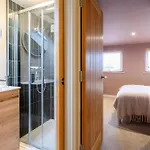 Stylish 3br Townhouse Sleeps 6 Near Centre Feriehus York