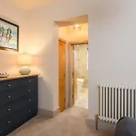 Stylish 3br Townhouse Sleeps 6 Near Centre * York
